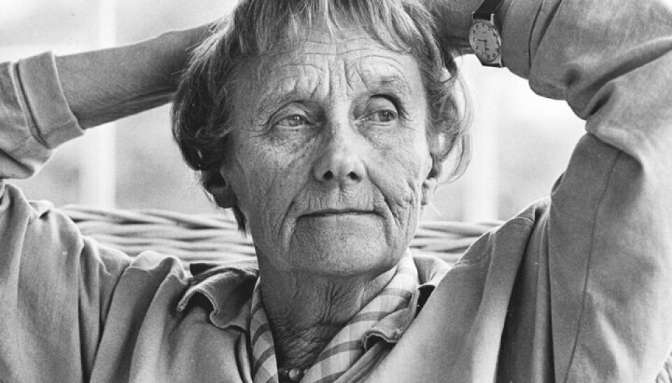Astrid Lindgrens Pippi Långstrump (Rabén & Sjögren) håller sig odödlig. Astrid Lindgrens Pippi Långstrump (Rabén & Sjögren) håller sig odödlig.